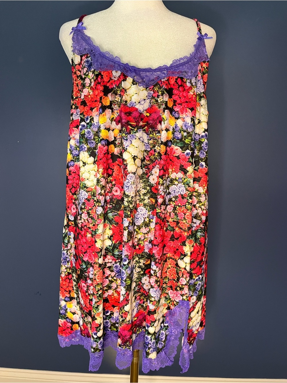 Cacique:  Floral Slip Nightdress with Purple Lace Trim elastic back, size 10-12